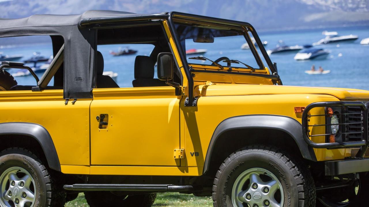 1997 Land Rover Defender 90 NAS