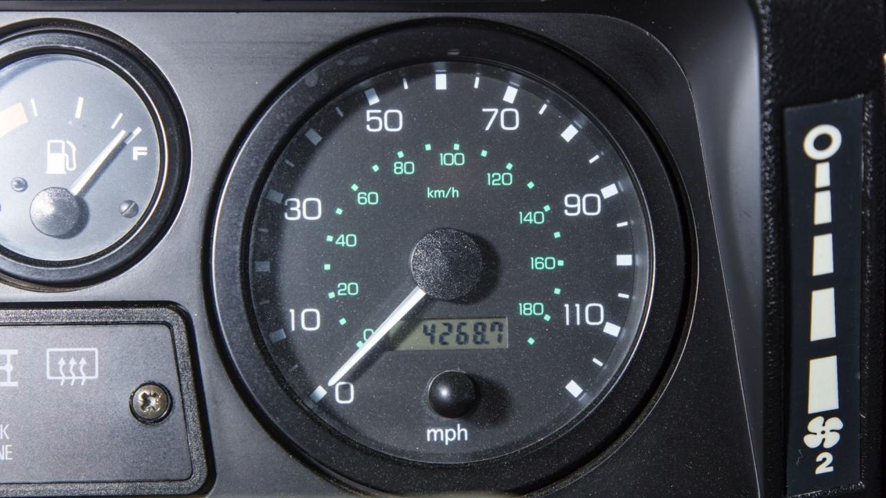 1997 Land Rover Defender 90 NAS