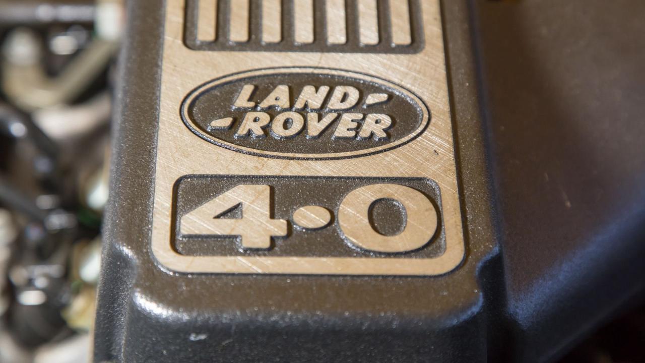 1997 Land Rover Defender 90 NAS