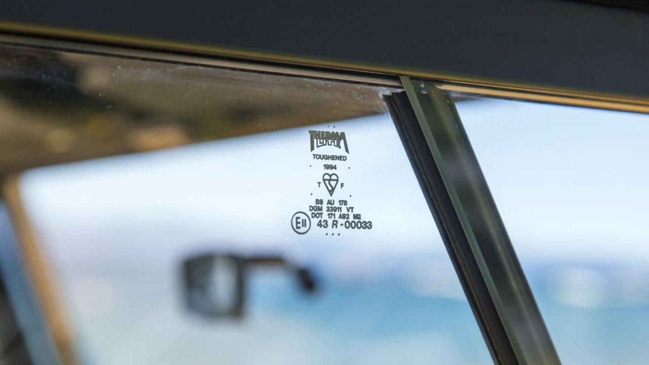 1997 Land Rover Defender 90 NAS