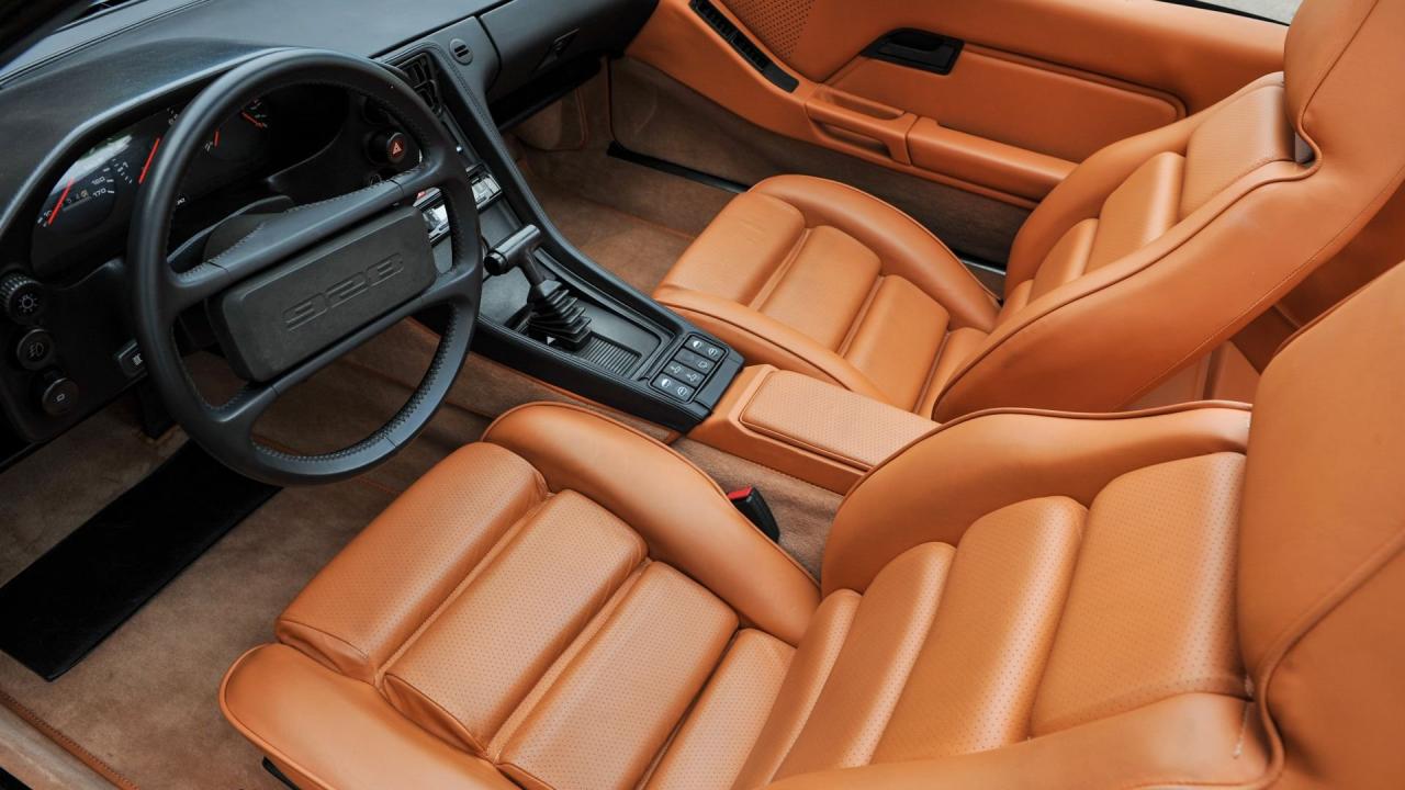 1982 Porsche 928 Convertible by Straman