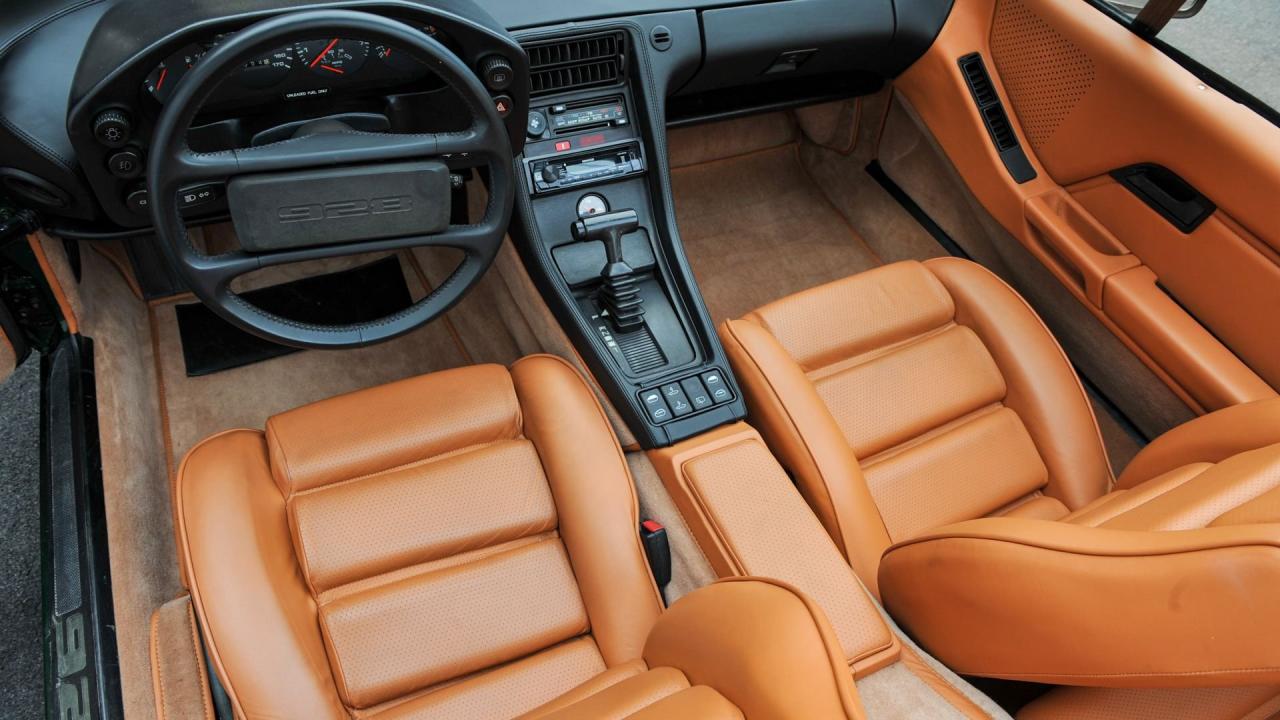 1982 Porsche 928 Convertible by Straman