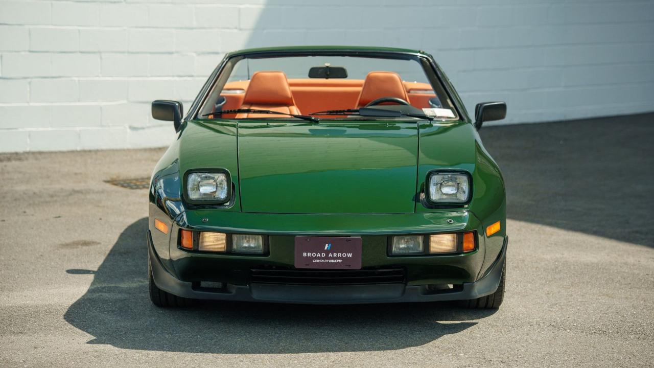 1982 Porsche 928 Cabriolet by Straman