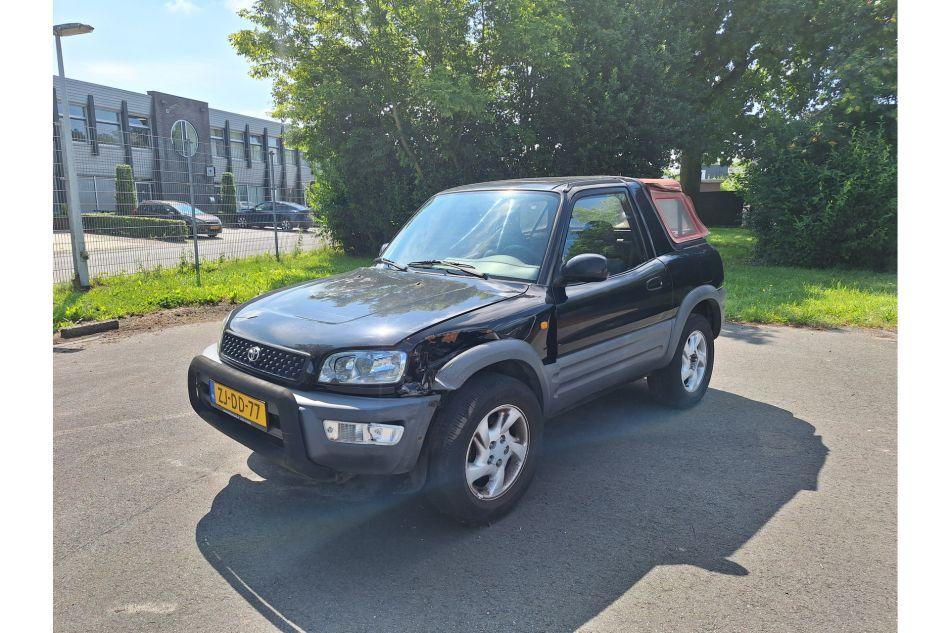 1999 Toyota Funcruiser RAV4