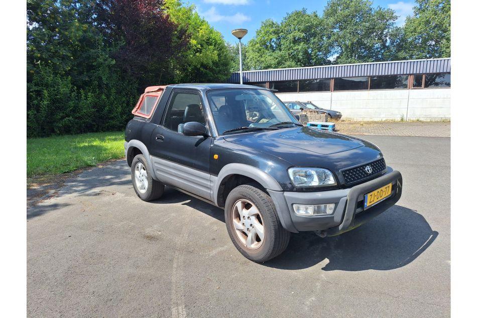1999 Toyota Funcruiser RAV4