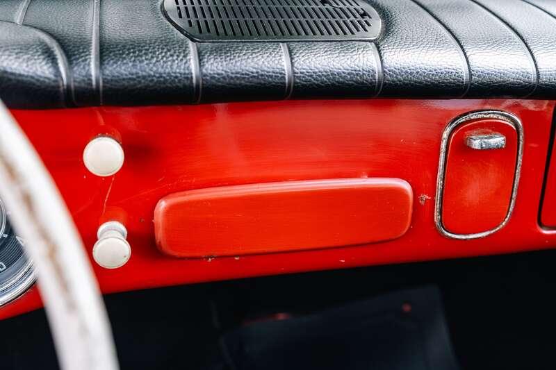 1960 Volkswagen Karmann Ghia