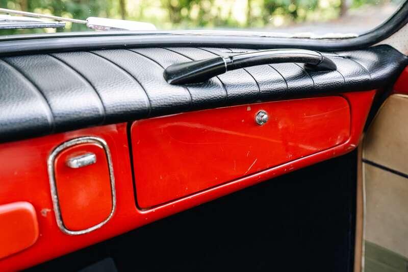 1960 Volkswagen Karmann Ghia