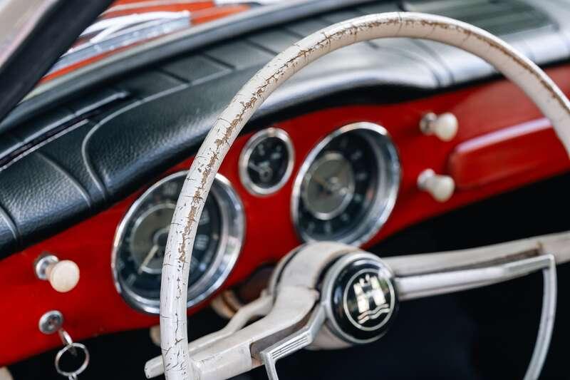 1960 Volkswagen Karmann Ghia
