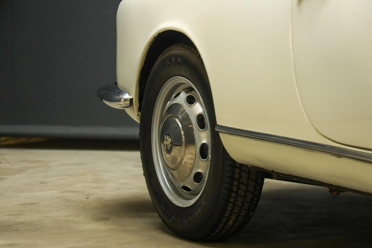 1957 Alfa Romeo Giulietta Spider by Pinin Farina &ldquo;A driver&rsquo;s car par excellence&rdquo;