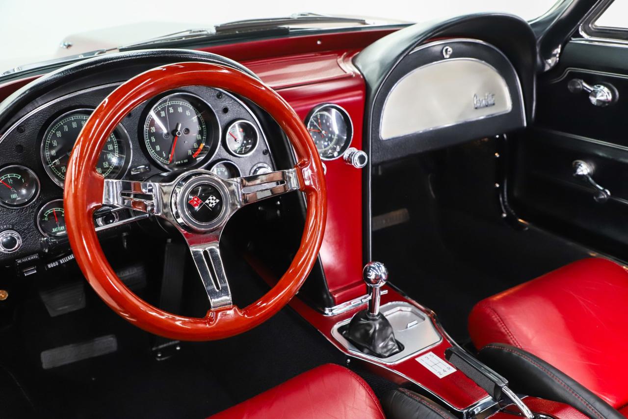 1967 Chevrolet Corvette Restomod