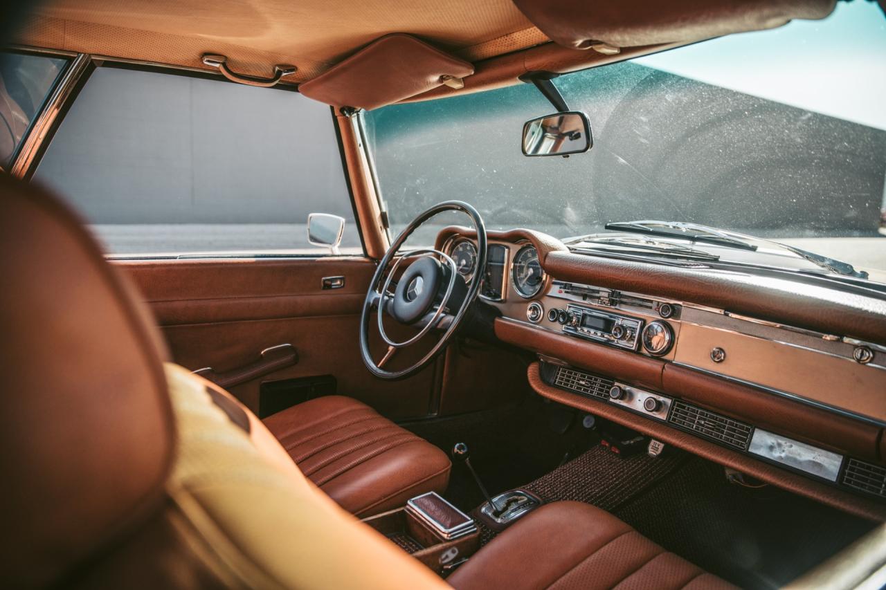 1970 Mercedes - Benz 280SL