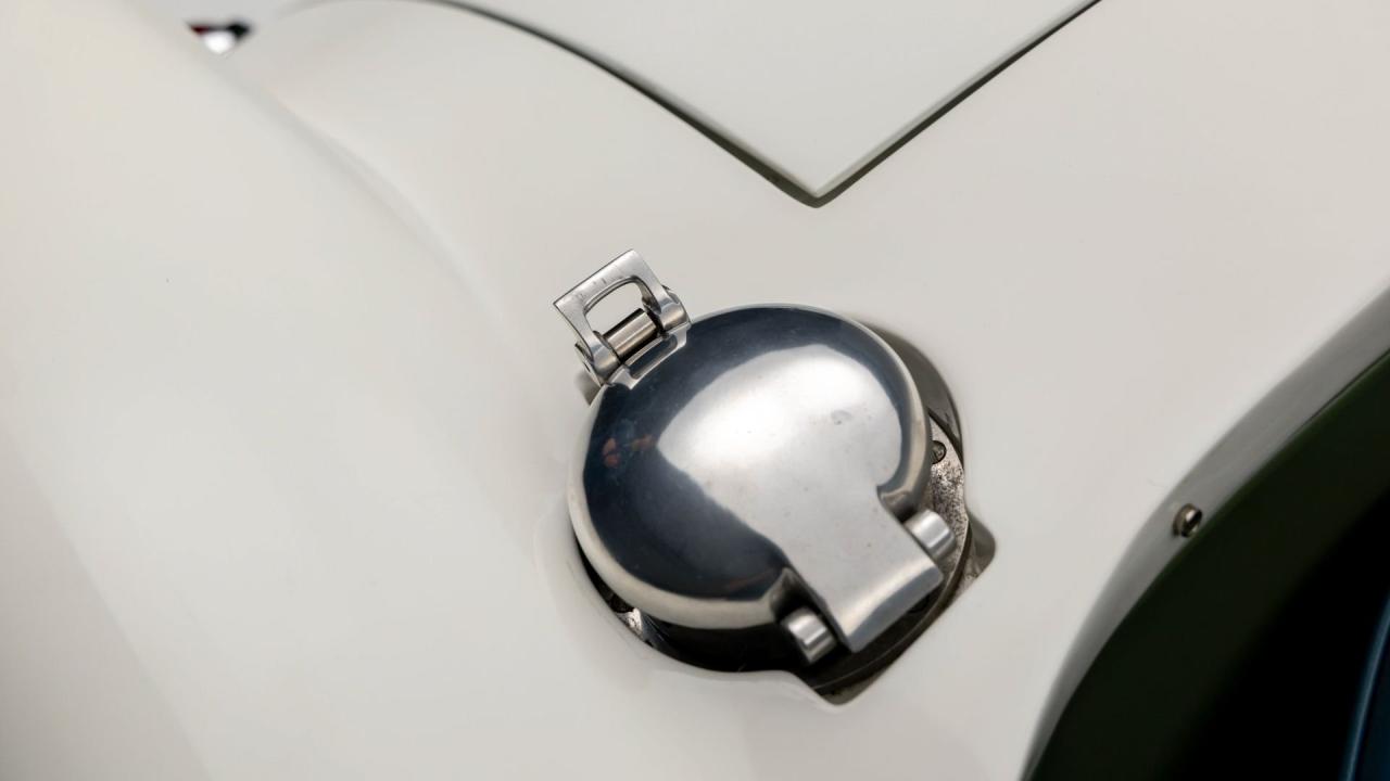 1952 Cunningham C-4R Continuation