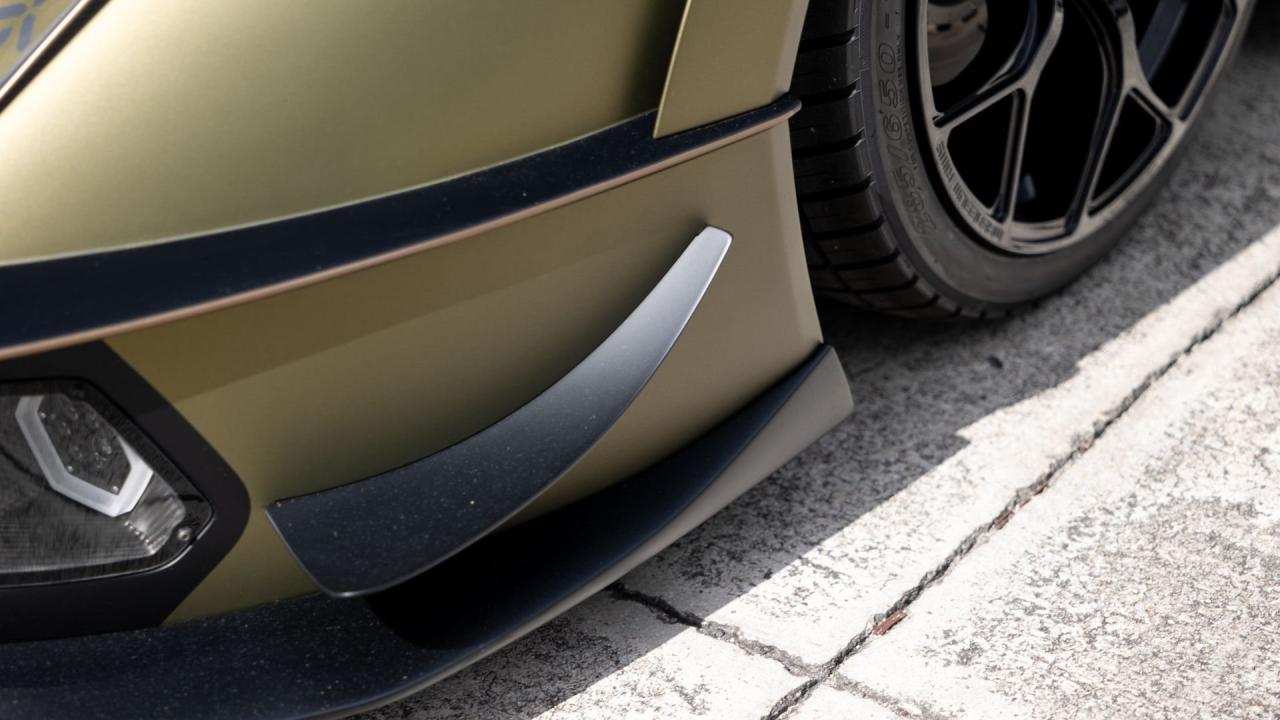 2021 Lamborghini Essenza SCV12
