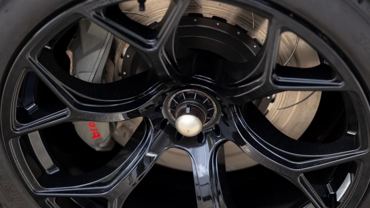 2021 Lamborghini Essenza SCV12