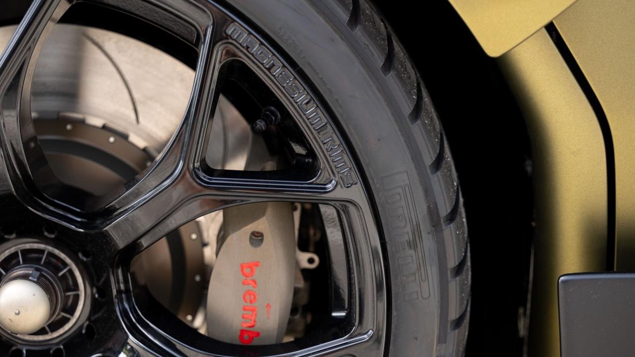 2021 Lamborghini Essenza SCV12