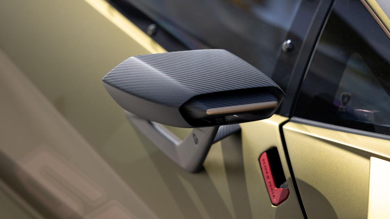 2021 Lamborghini Essenza SCV12