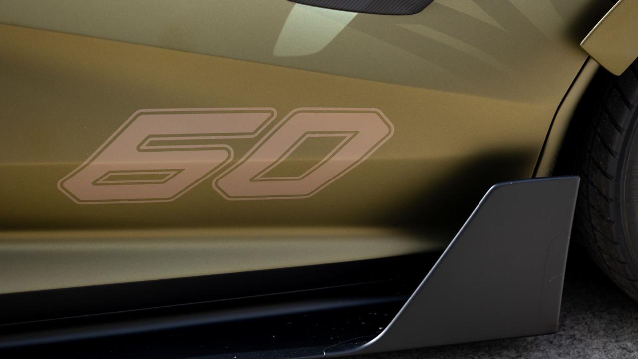 2021 Lamborghini Essenza SCV12
