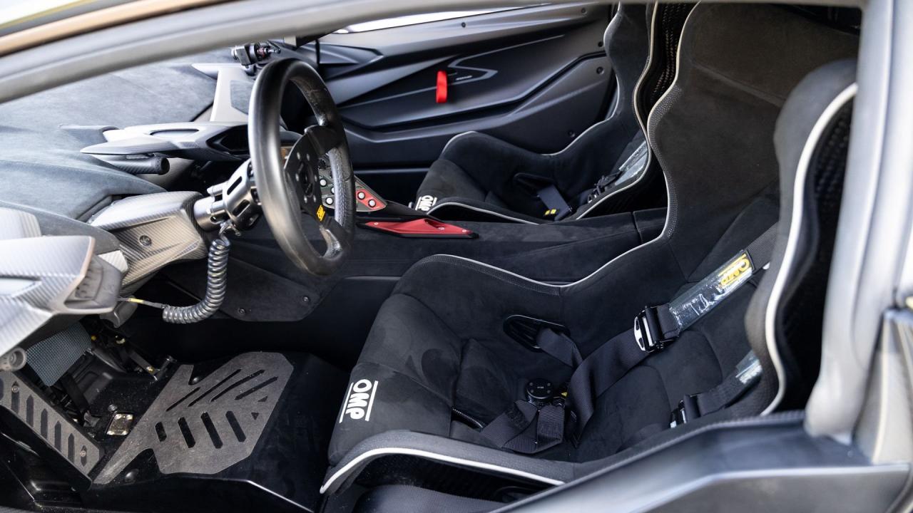 2021 Lamborghini Essenza SCV12