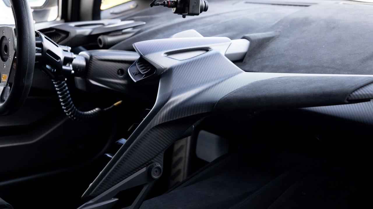 2021 Lamborghini Essenza SCV12
