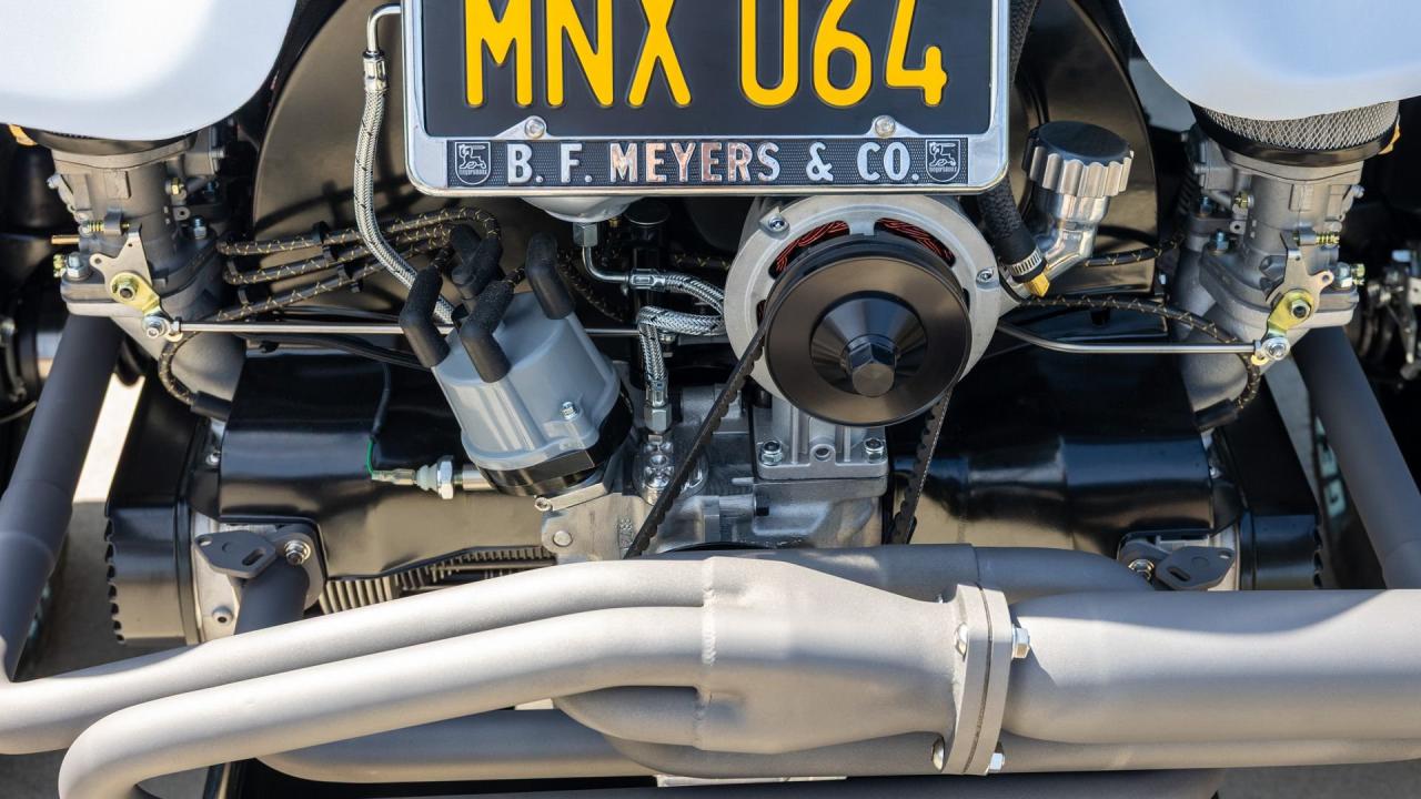 1968 Meyers Manx Remastered Silver Arrow Edition