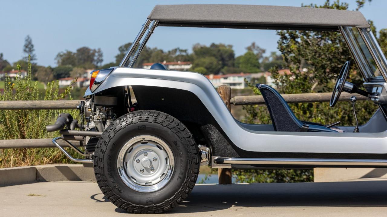 1968 Meyers Manx Remastered Silver Arrow Edition
