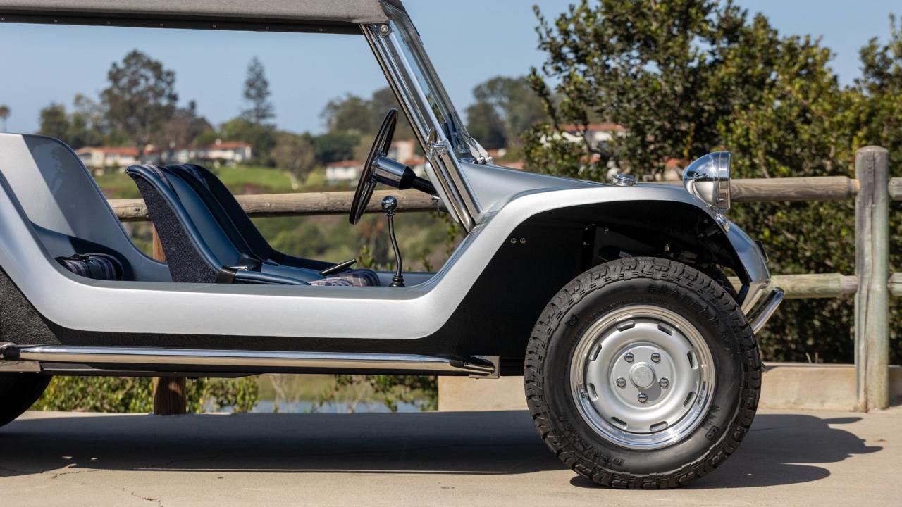 1968 Meyers Manx Remastered Silver Arrow Edition