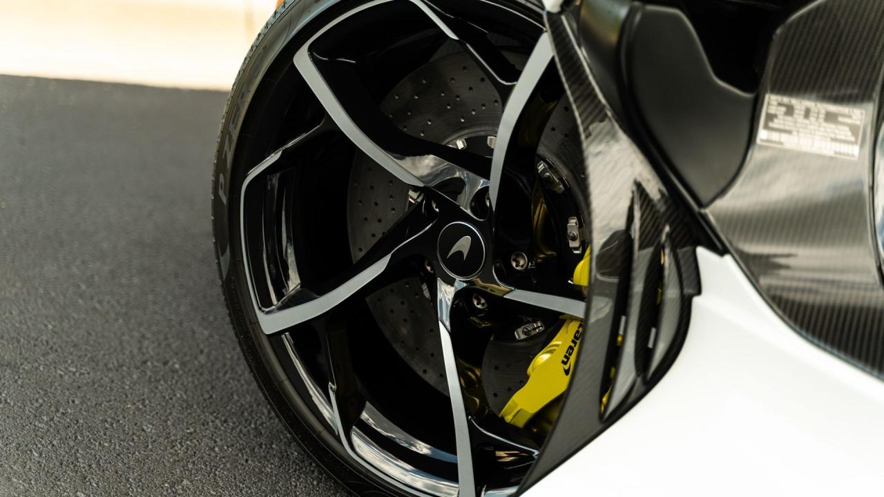 2021 Mclaren Elva
