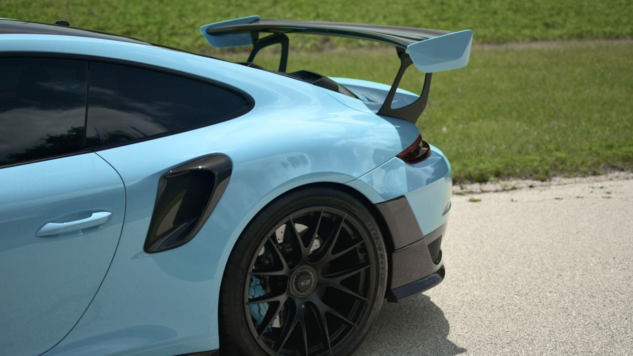 2018 Porsche 911 GT2 RS Weissach Package
