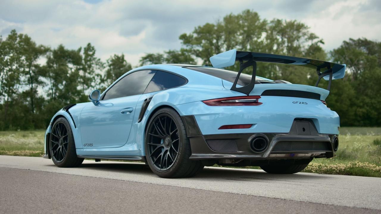 2018 Porsche 911 GT2 RS Weissach Package