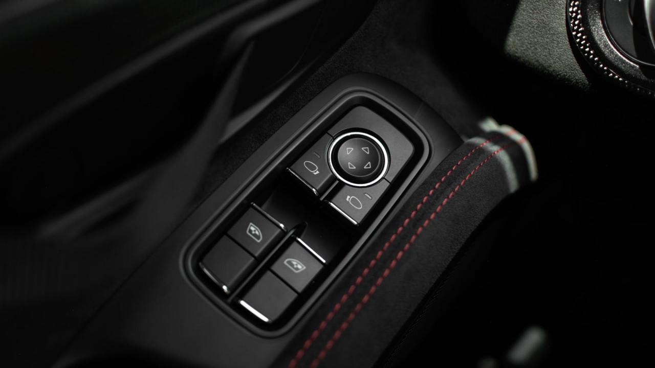 2018 Porsche 911 GT2 RS Weissach Package