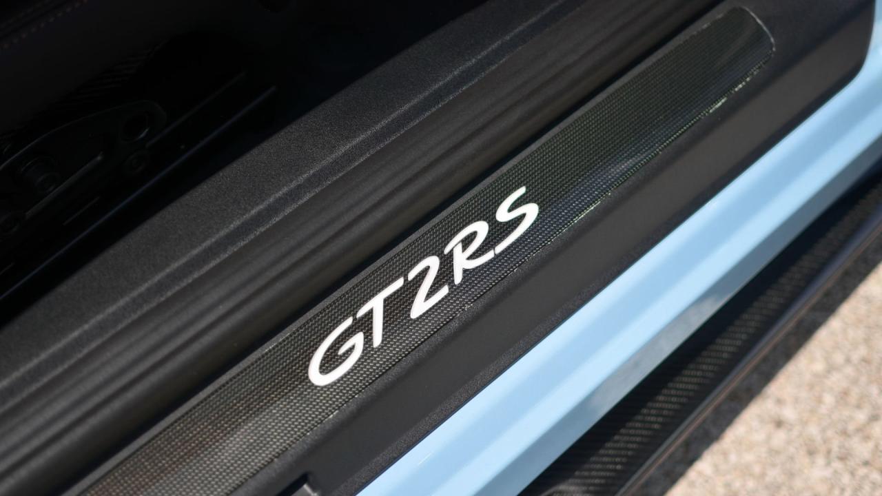 2018 Porsche 911 GT2 RS Weissach Package