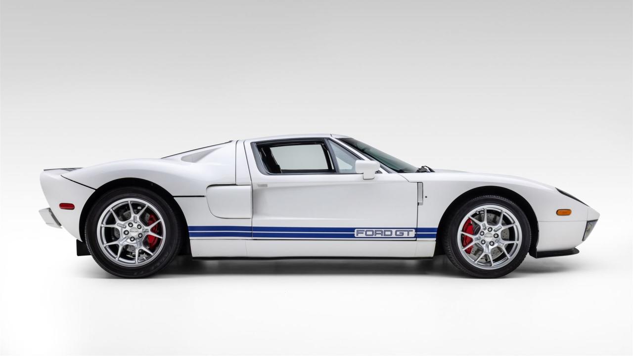 2005 Ford GT