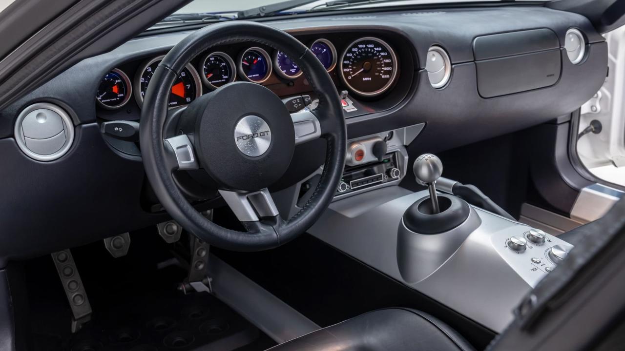 2005 Ford GT