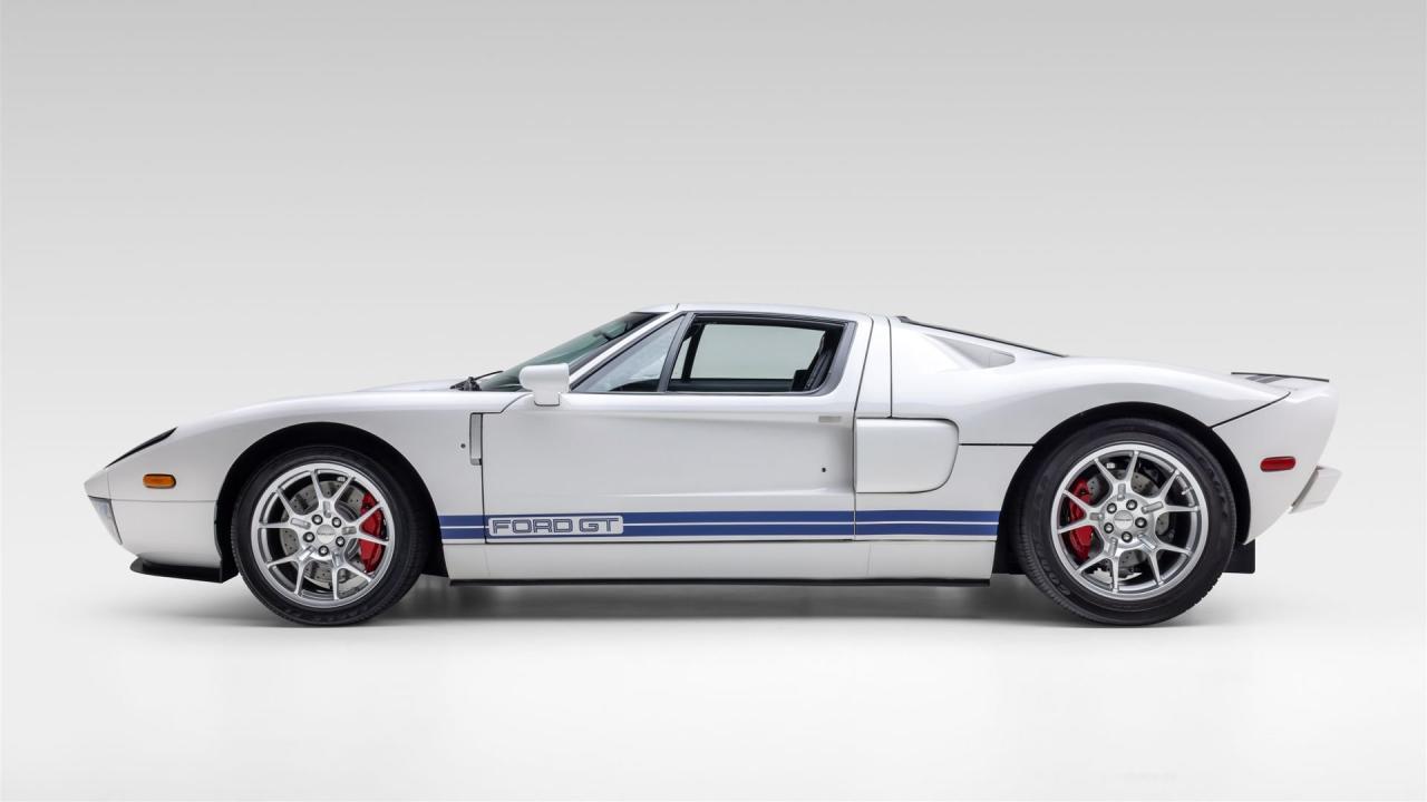 2005 Ford GT