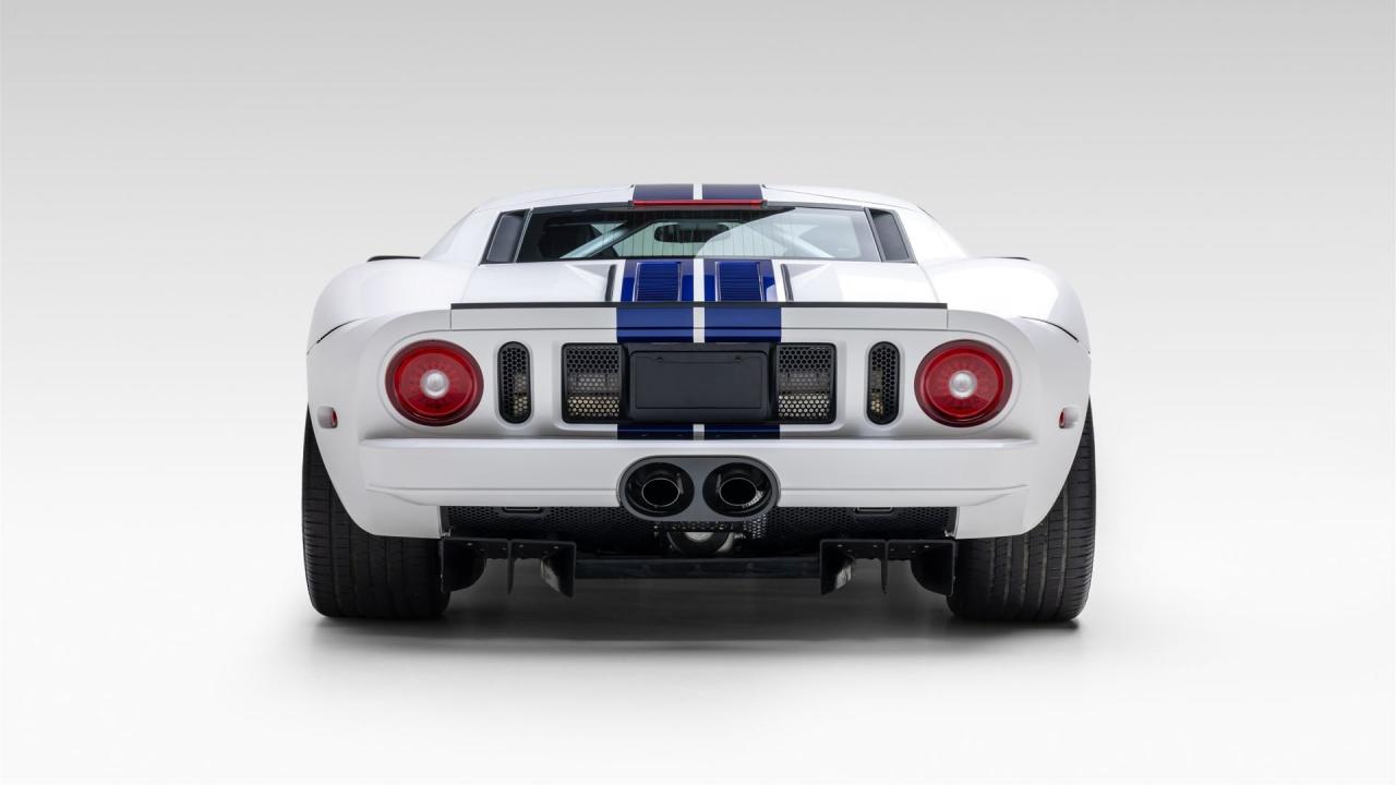 2005 Ford GT