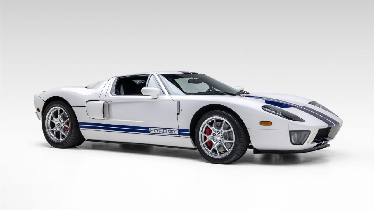 2005 Ford GT