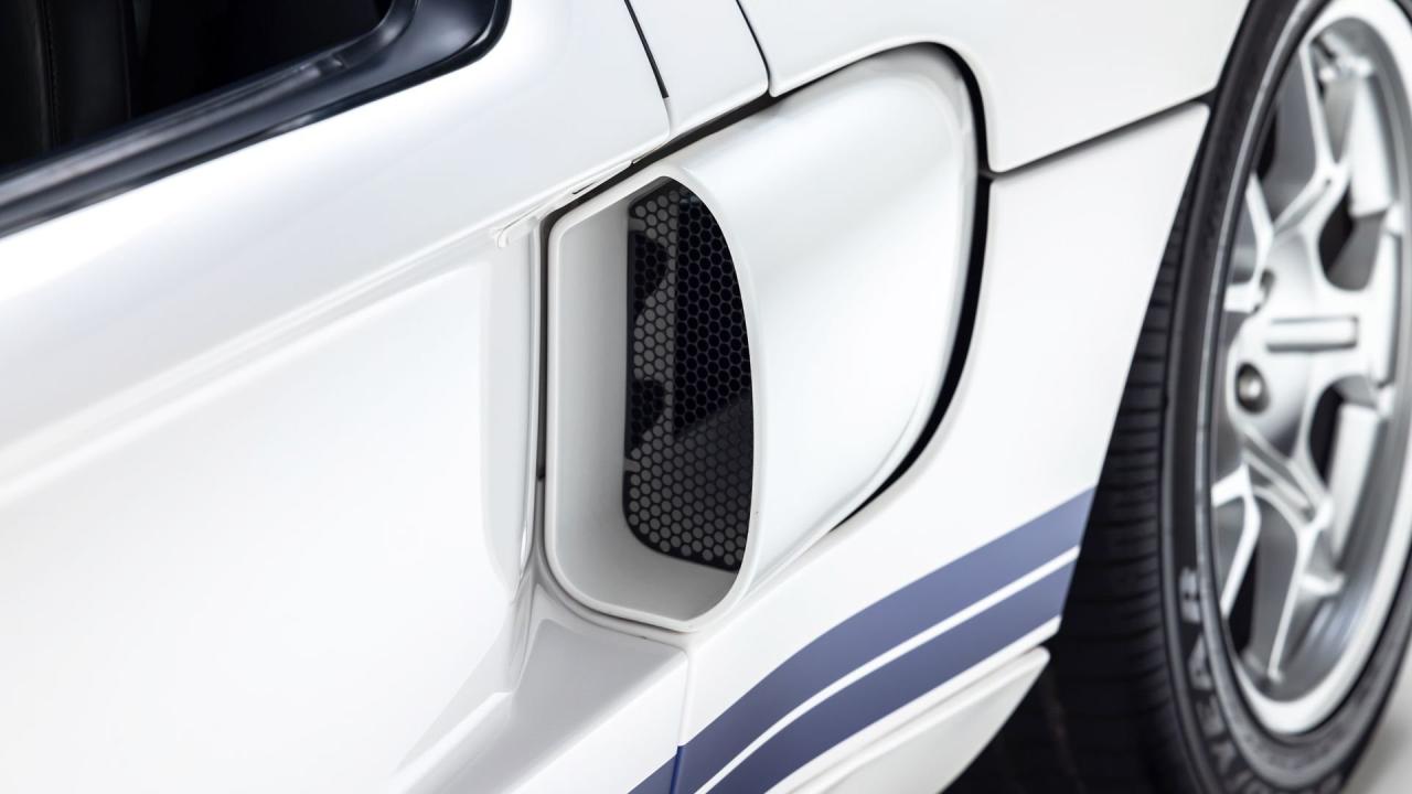 2005 Ford GT