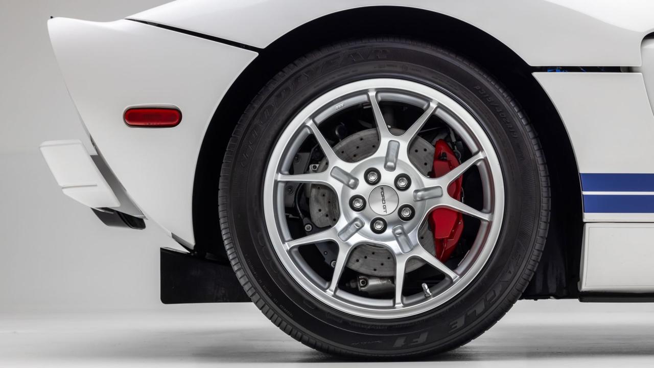 2005 Ford GT