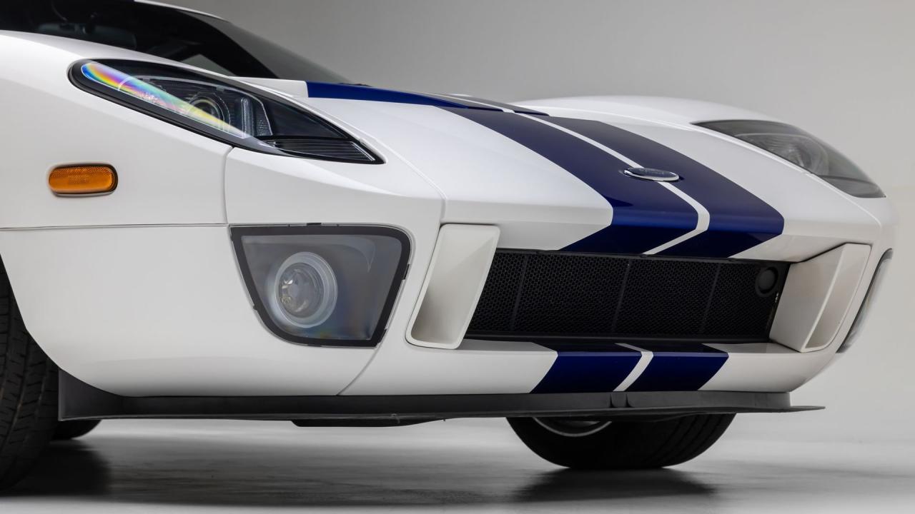 2005 Ford GT