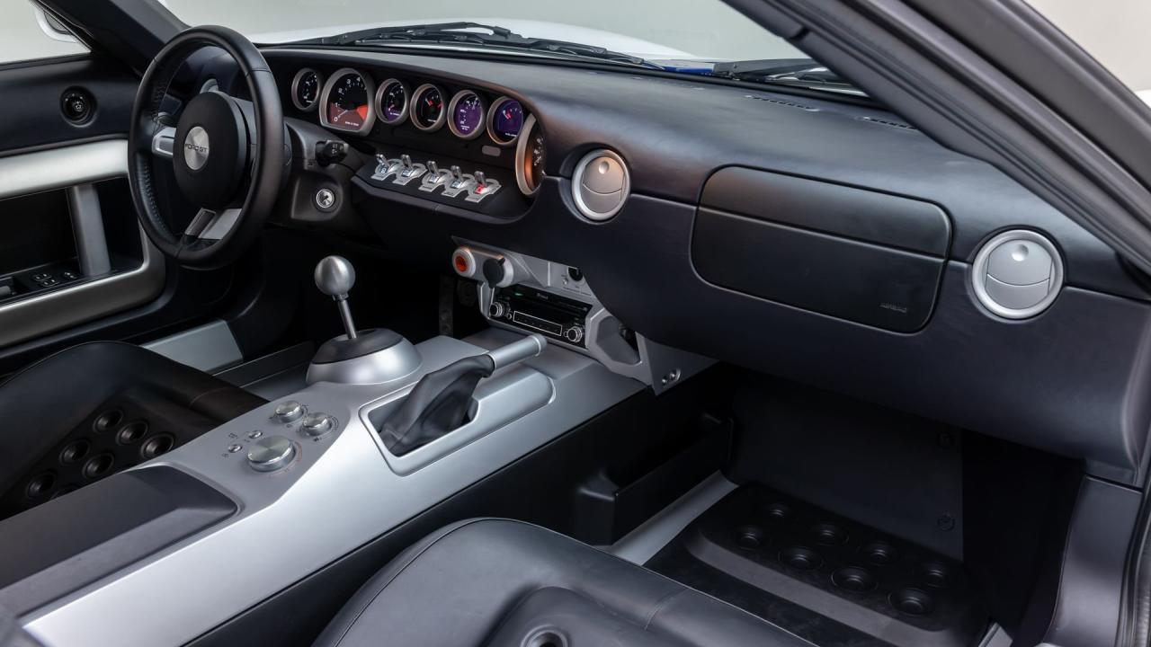 2005 Ford GT