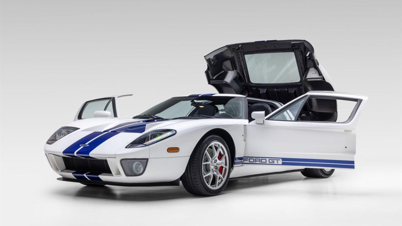 2005 Ford GT