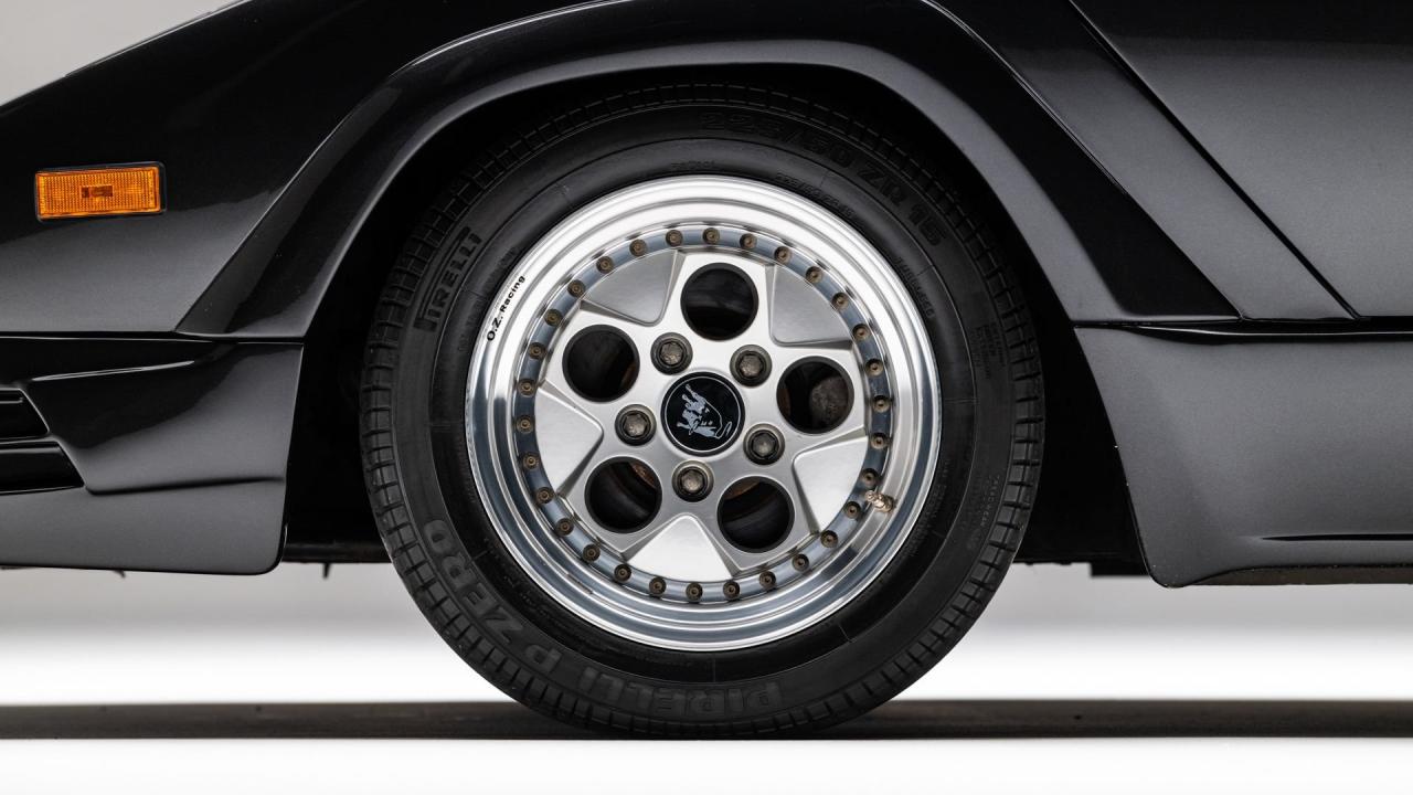 1989 Lamborghini Countach 25th Anniversary