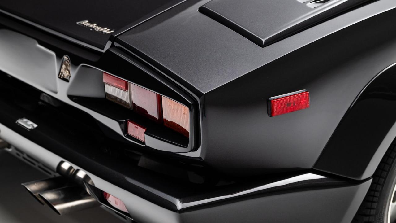 1989 Lamborghini Countach 25th Anniversary