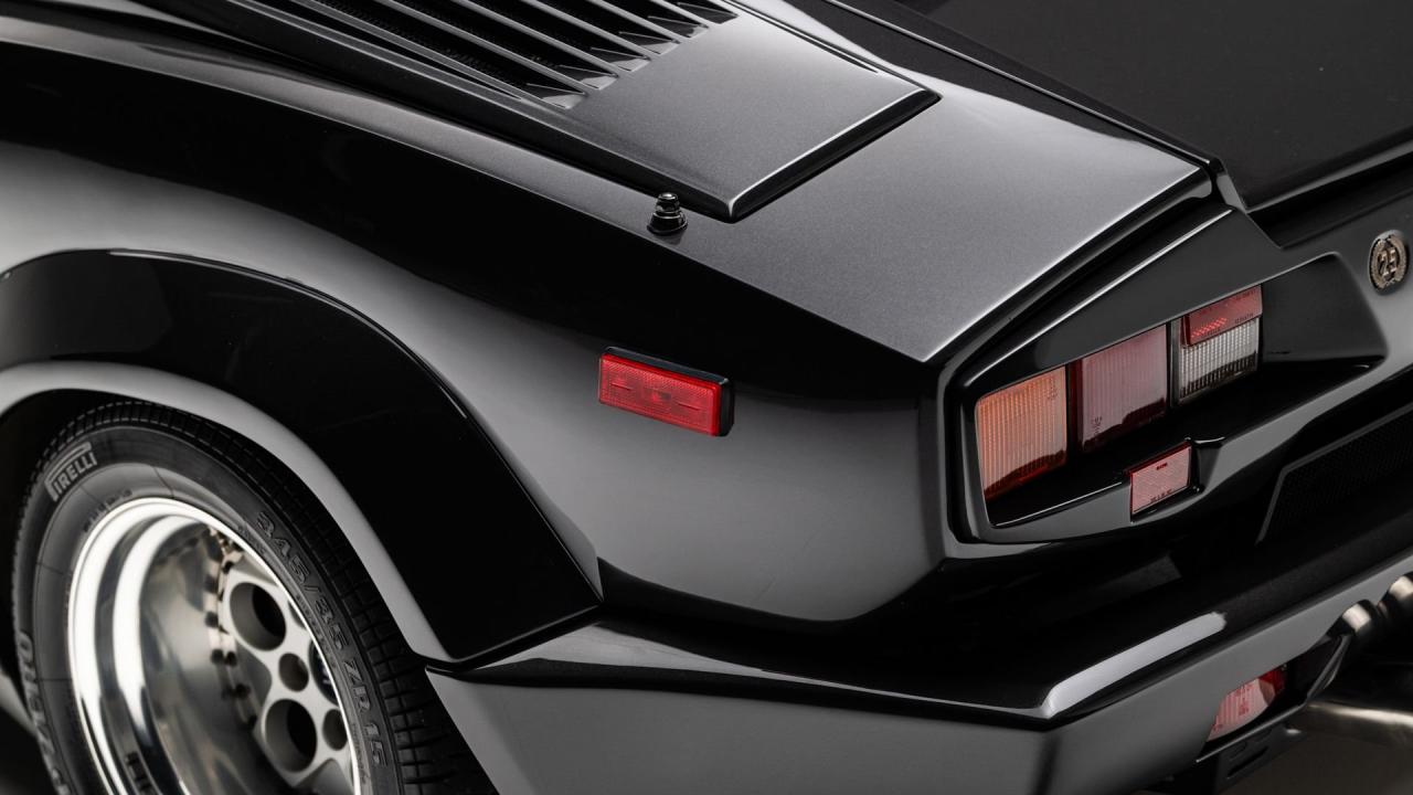 1989 Lamborghini Countach 25th Anniversary