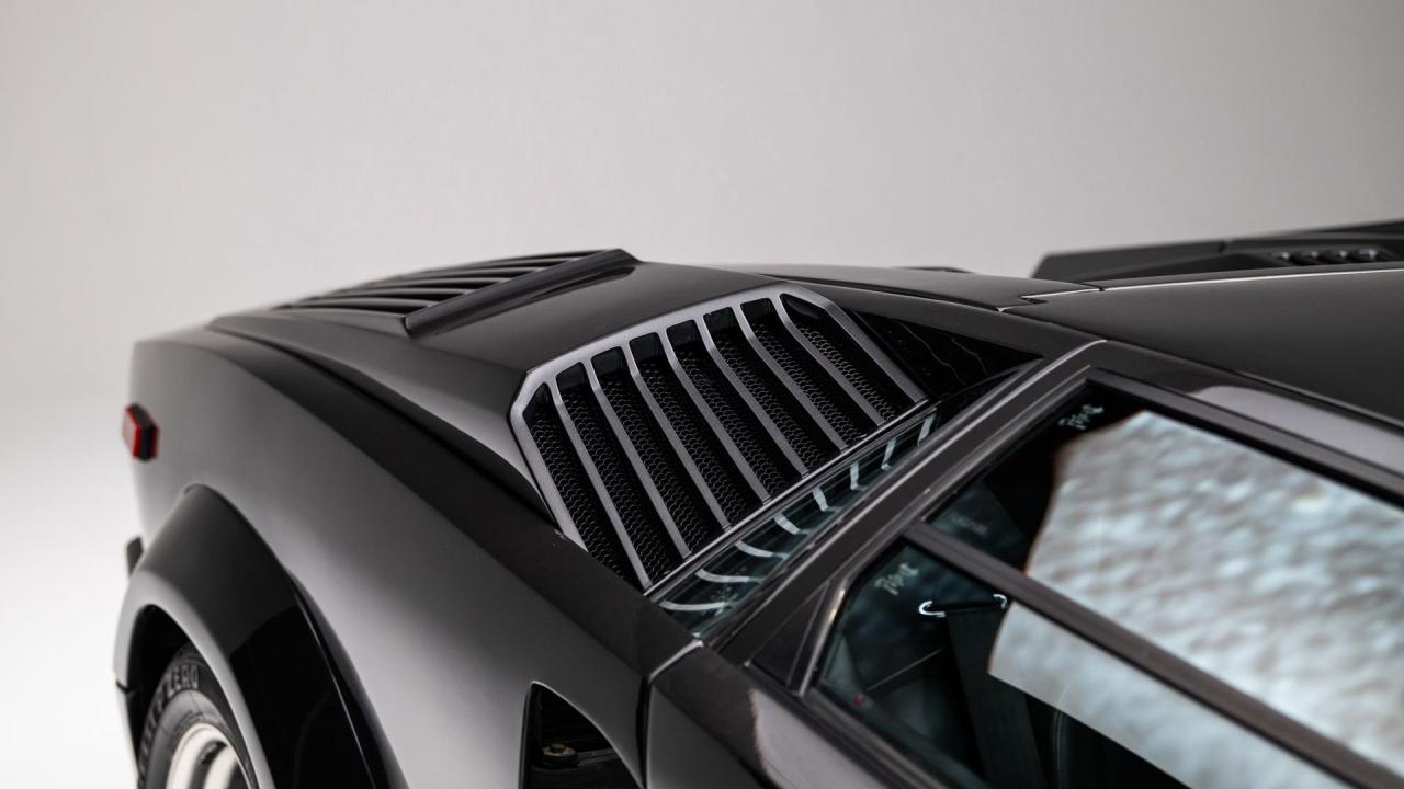 1989 Lamborghini Countach 25th Anniversary