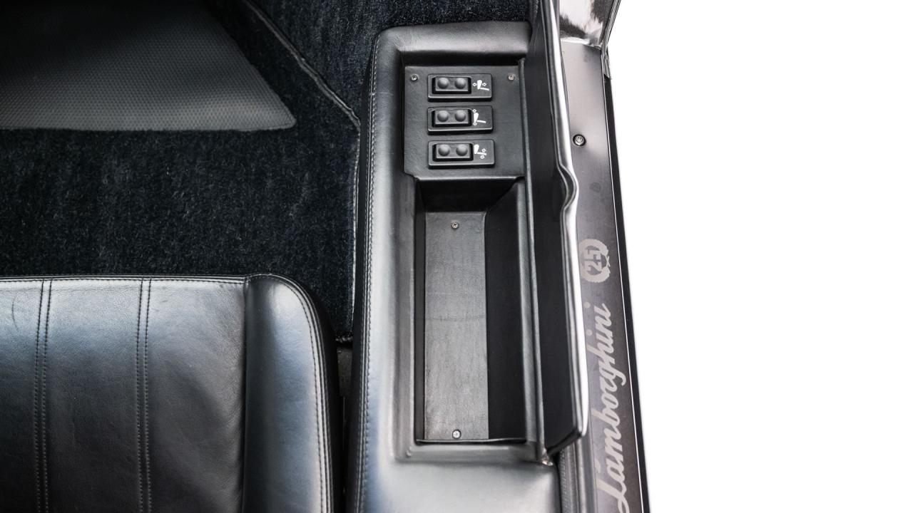 1989 Lamborghini Countach 25th Anniversary