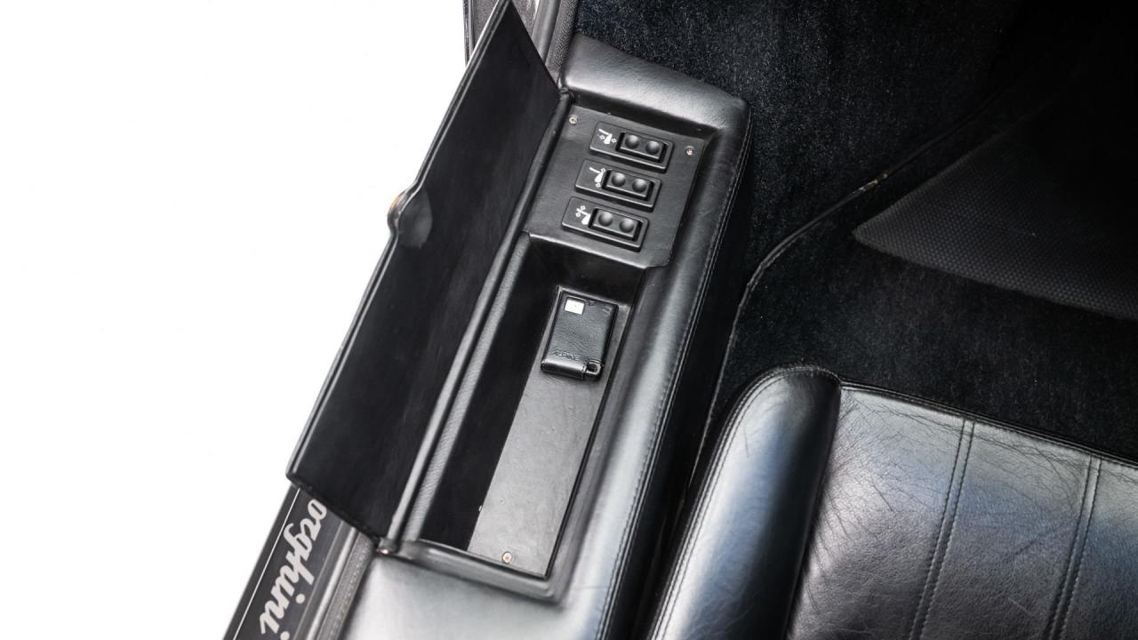 1989 Lamborghini Countach 25th Anniversary