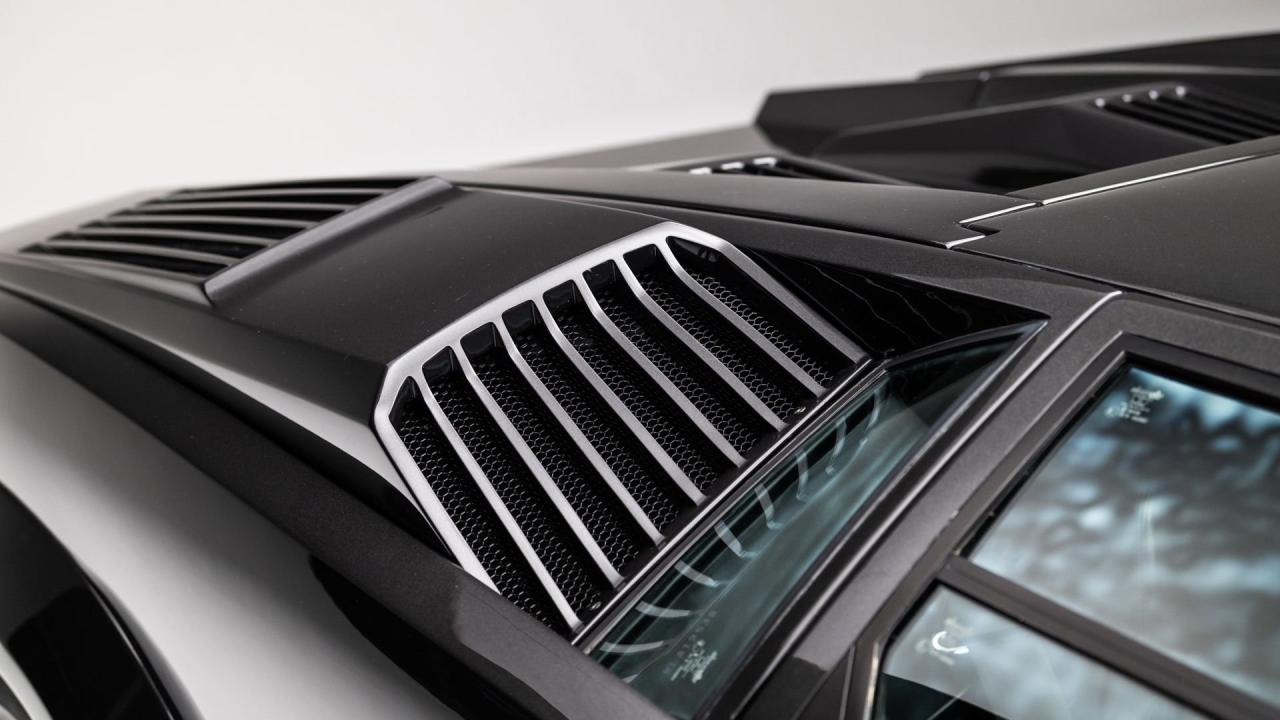 1989 Lamborghini Countach 25th Anniversary