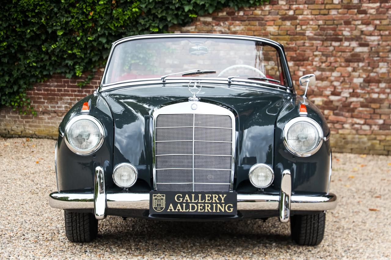 1960 Mercedes - Benz Mercedes Benz 220 SE Cabriolet &ldquo;Extensively restored&rdquo;