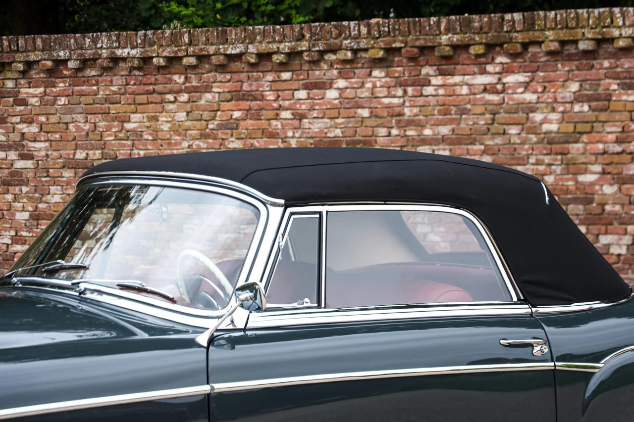 1960 Mercedes - Benz Mercedes Benz 220 SE Cabriolet &ldquo;Extensively restored&rdquo;